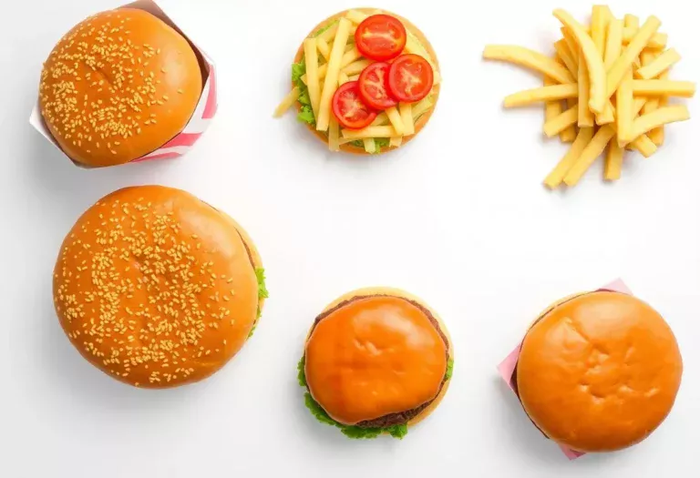 The In-N-Out Burger: Why It’s a Cult Classic (And How to Hack It at Home)